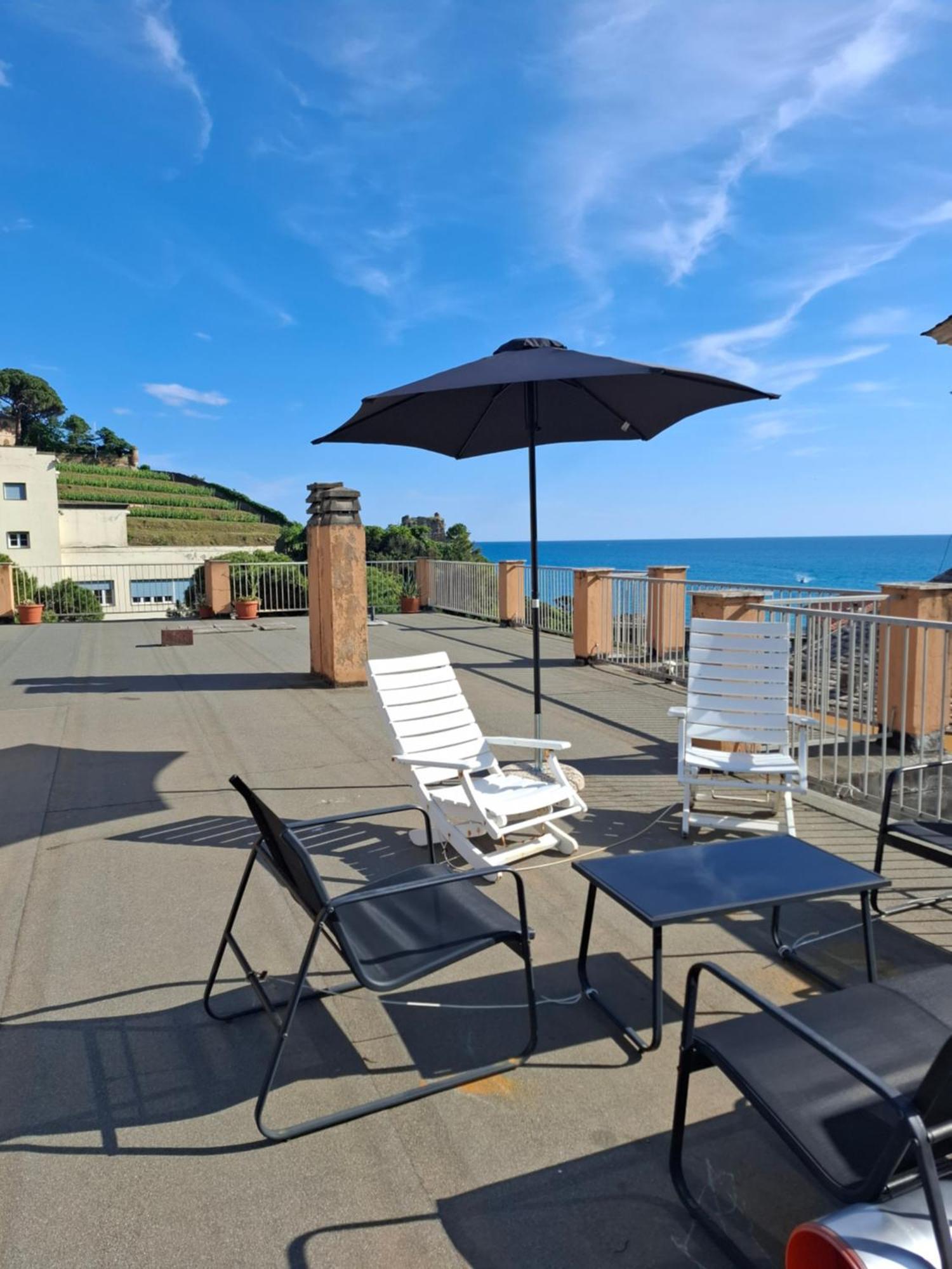 Moneglia Beach Downtown エクステリア 写真